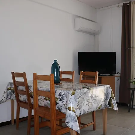 Beau Soleil By Jb L La Nouvelle بورت-لا-نوفيل